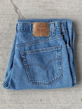 Vintage 90s Levi's 550 Jeans Made in USA Mens 37x27.5 Hemmed (Tag 38x30)